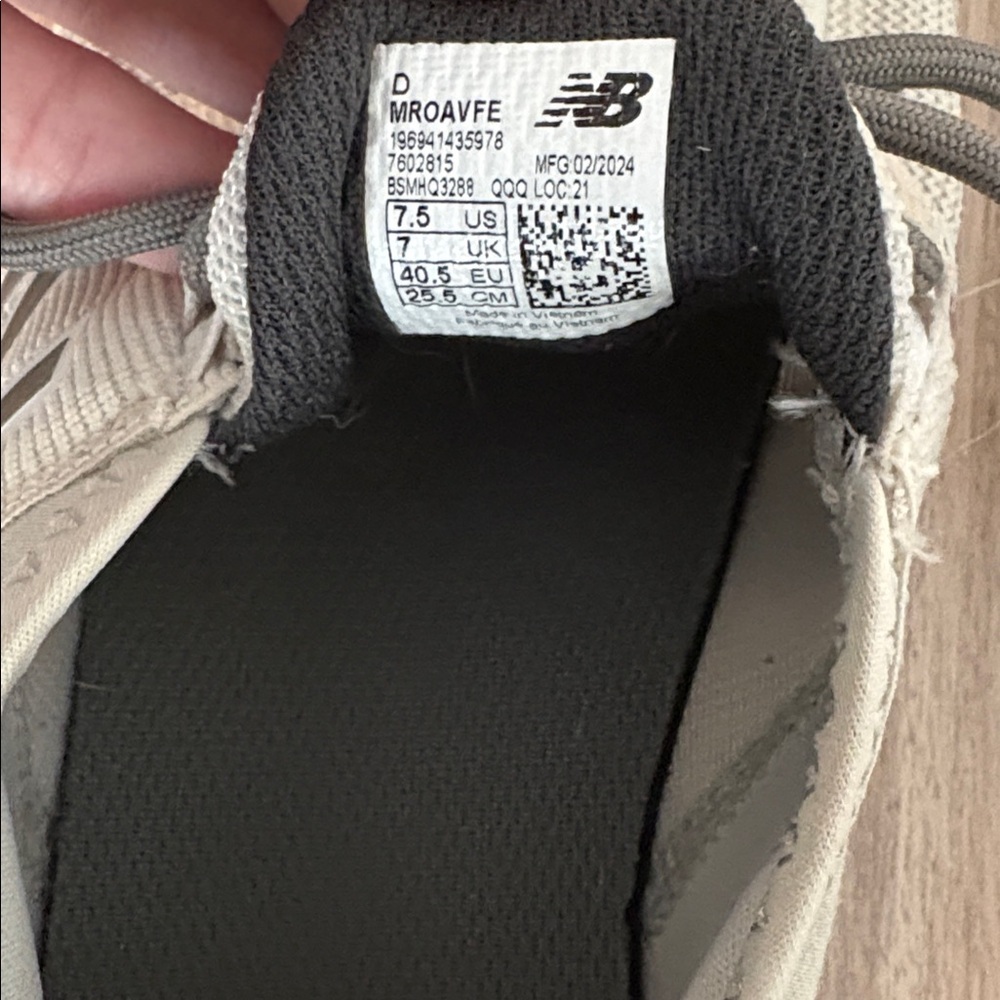 Figs x New Balance ROAV Sneakers MROAVFE Unisex Men’s 7.5 = Women’s 9 - Picture 6 of 9
